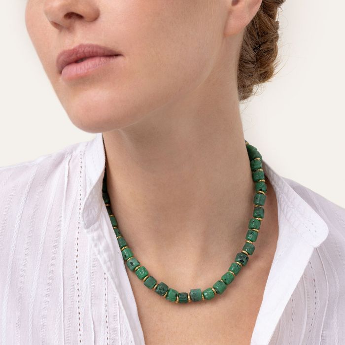 Collana Vestopazzo girocollo marrone o verde